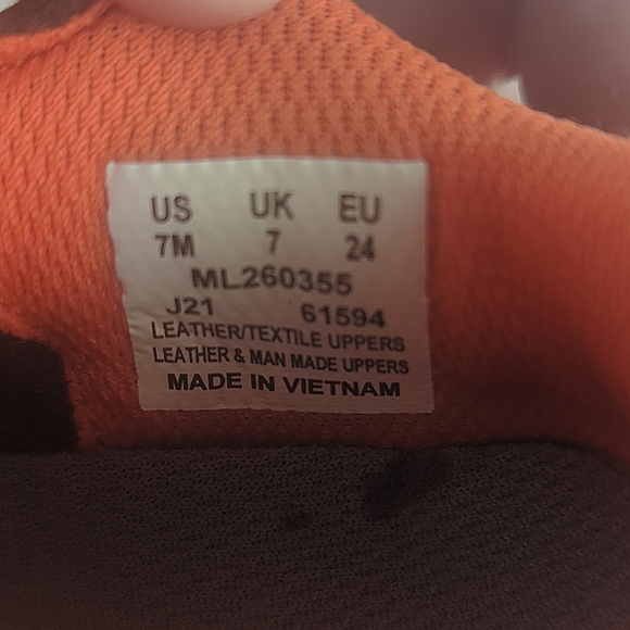 Merrell trail shoes - Picture 4 of 4